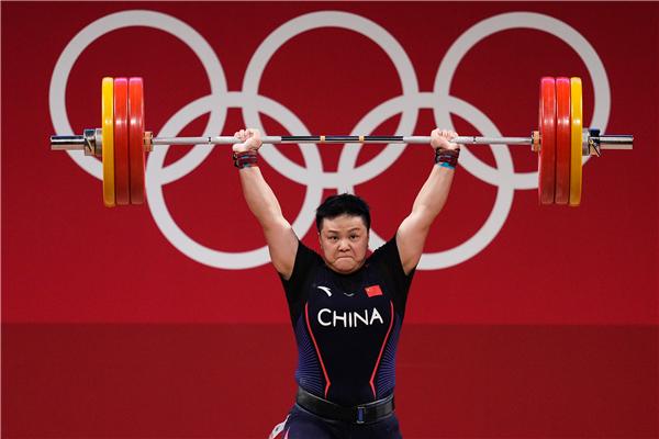 (来源:视觉中国)2021年8月2日,汪周雨获得东京奥运会举重女子87公斤级