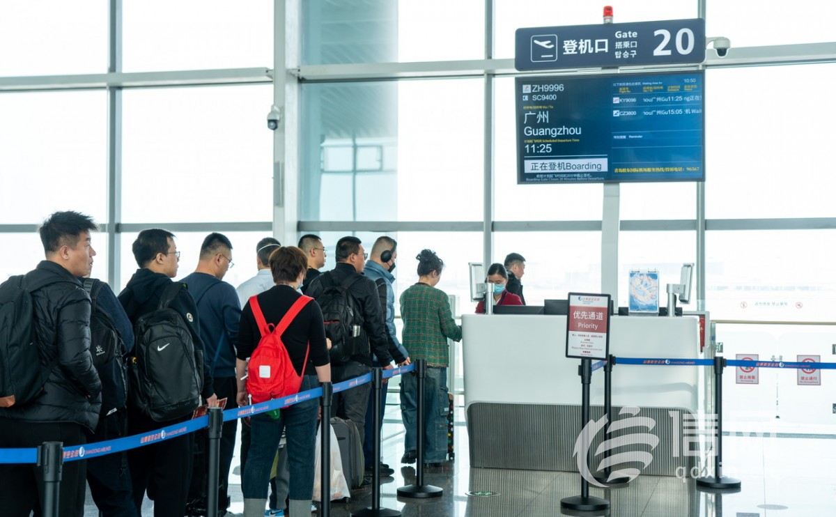连续6天旅客量超8万人次 青岛机场2024年春运圆满收官