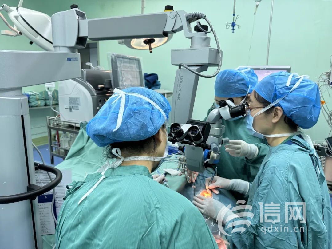 一次性解决三大困扰 青岛市中心医院眼科开展功能性人工晶体植入术