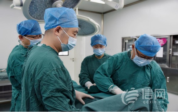 海慈医疗集团西院区骨科UBE微创技术让患者挺直腰板