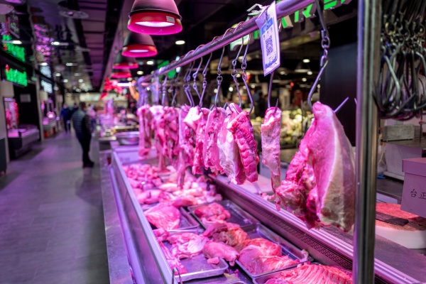 2025年我国猪牛羊禽肉产量首破亿吨