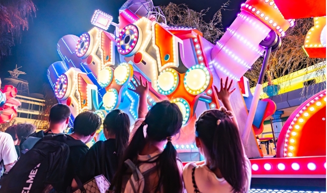 青岛方特开启次元狂欢盛宴 献上春日限定游园体验