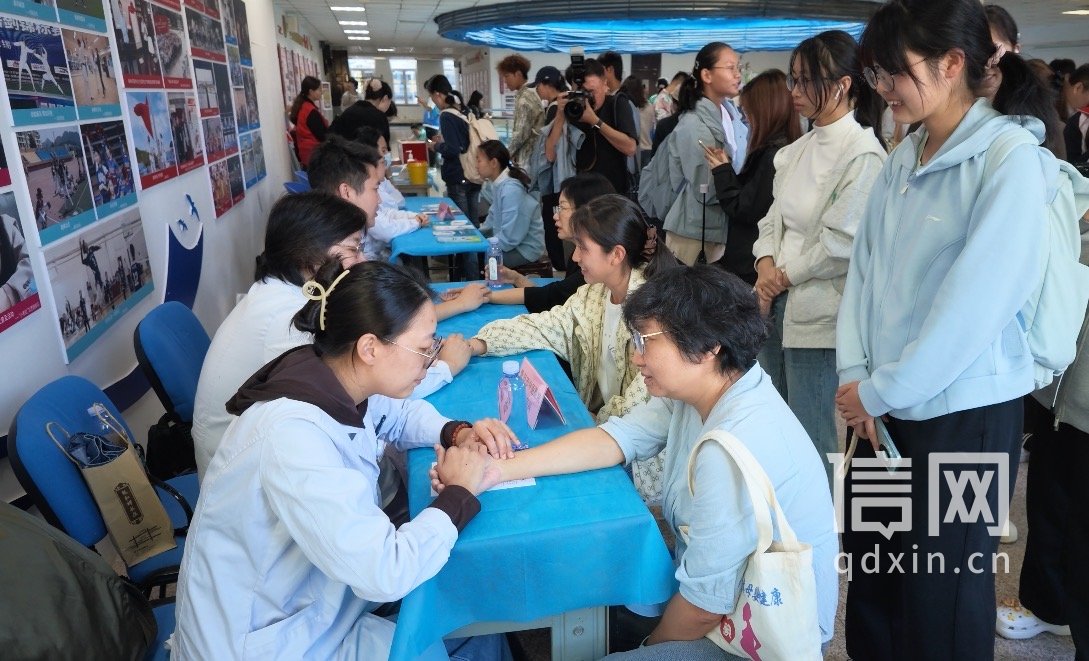 义诊现场。（来源：海慈中医医疗集团）