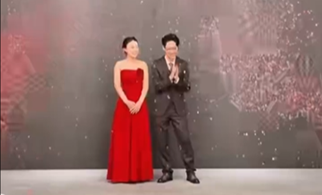 不设繁复仪式 山东新人结婚“不按套路出牌”