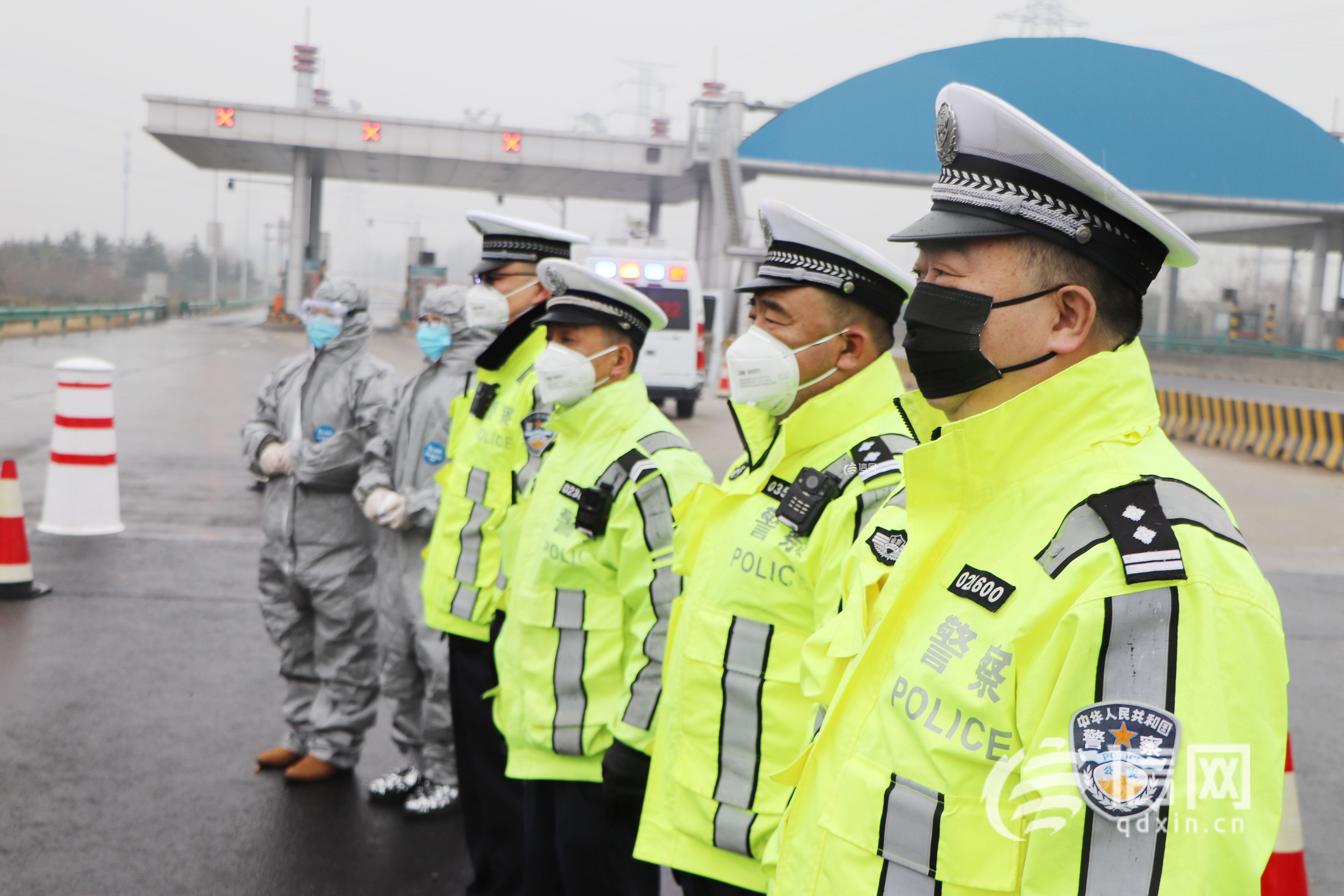 疫情就是警情城阳交警坚持奋斗在一线