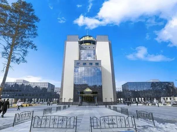 恒星学院与俄罗斯新西伯利亚国立大学举行合作共建交流会议