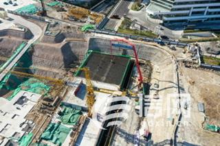 青岛地铁2号线西延段首座车站封顶 项目建设高效推进