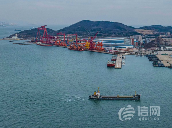 国家船舶工业中长期发展规划三大造船基地的重点项目之一—— 青岛海西湾造修船基地。(来源：信网)