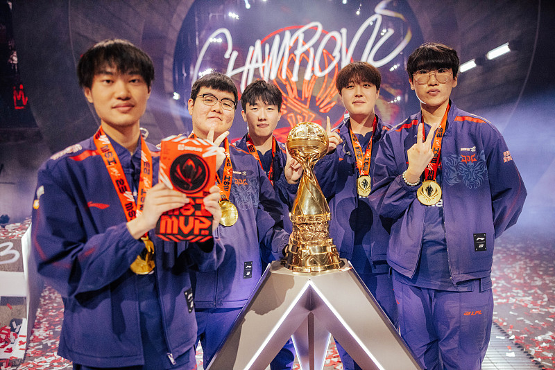 英雄联盟季中赛jdg战队夺冠 中国lpl赛区三连冠 - 信网