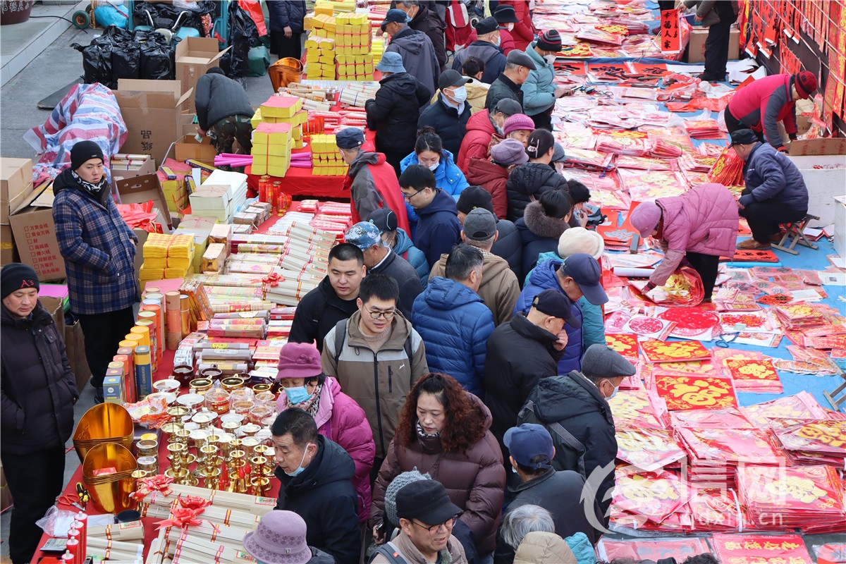 赶李村大集，品年味百态