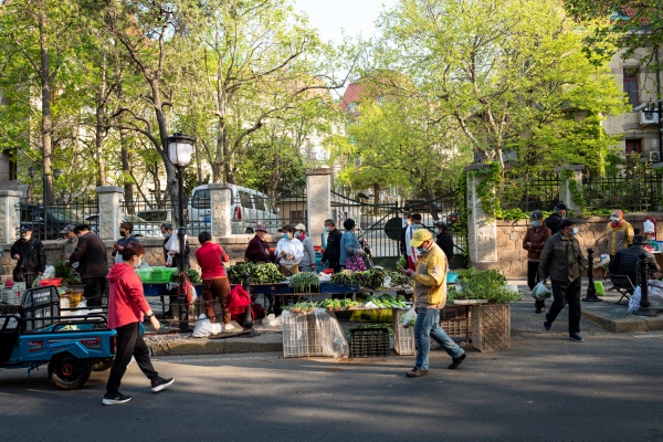春节假日大部地区气温偏高 前期和后期降水降温