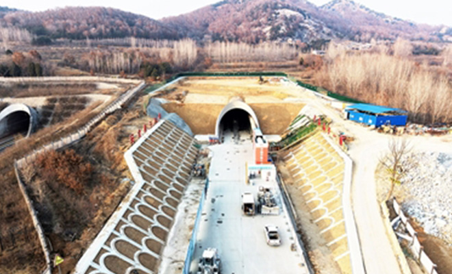 潍宿高铁至青岛连接线新进展 报屋山隧道开挖破千米