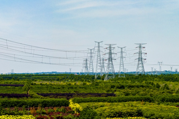 一季度全社会用电量同比增长5.2%