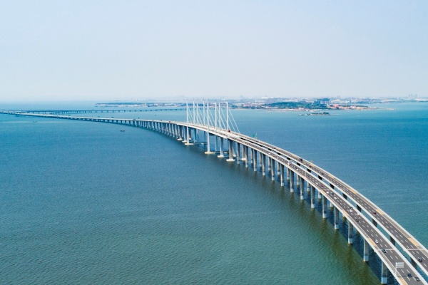 “五一”跨区域人员流动量创新高 交通运输部多措并举保障假期出行