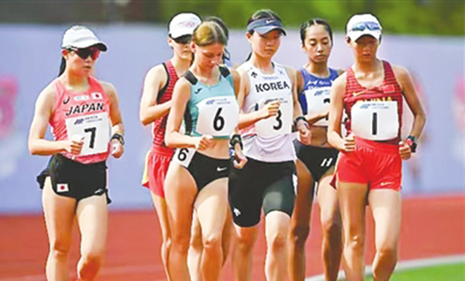 即墨15岁小将在亚青赛女子竞走项目中为中国队斩获首金