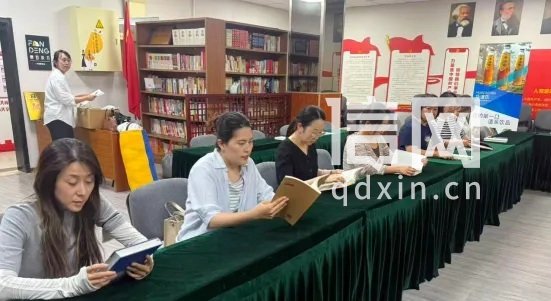 阅读活动现场。（来源：金家岭街道办）