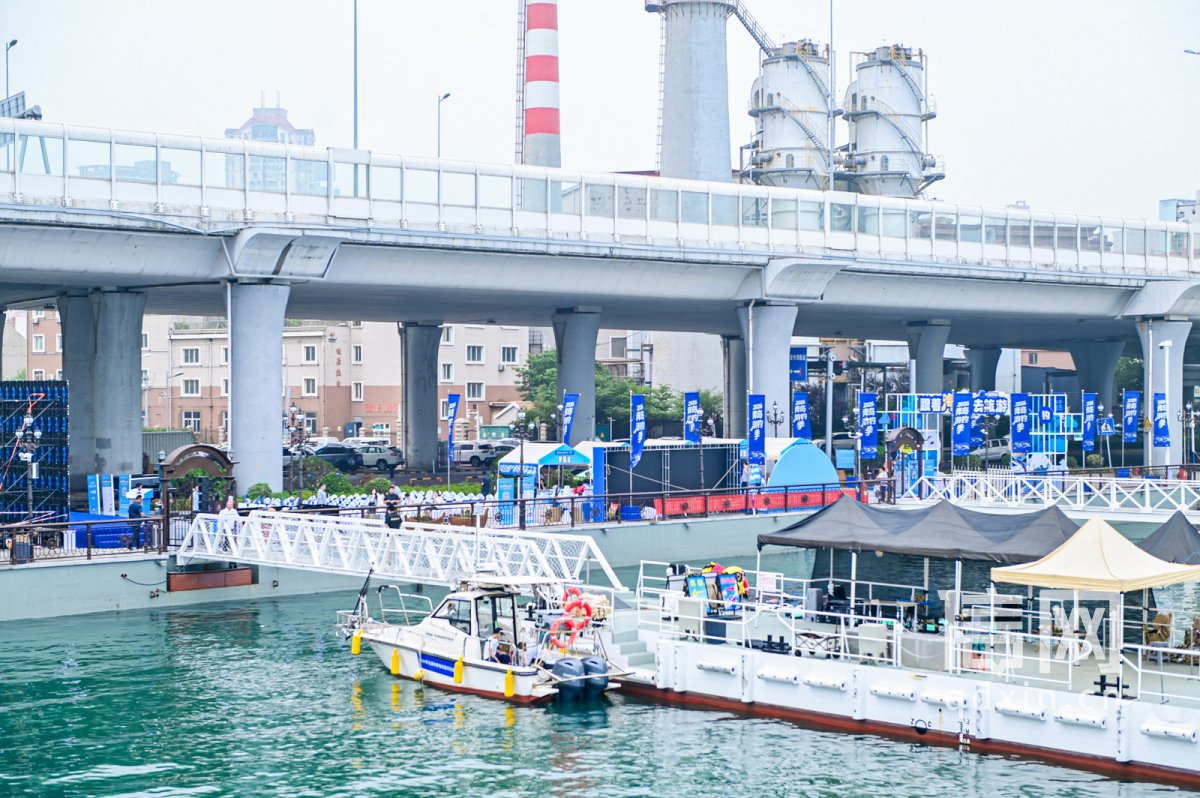 青岛小港湾休闲海钓基地。（来源：青岛市文化和旅游局）