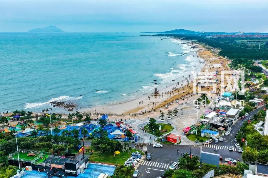 一湾倾心·爱情海湾。（来源：金沙滩啤酒城）