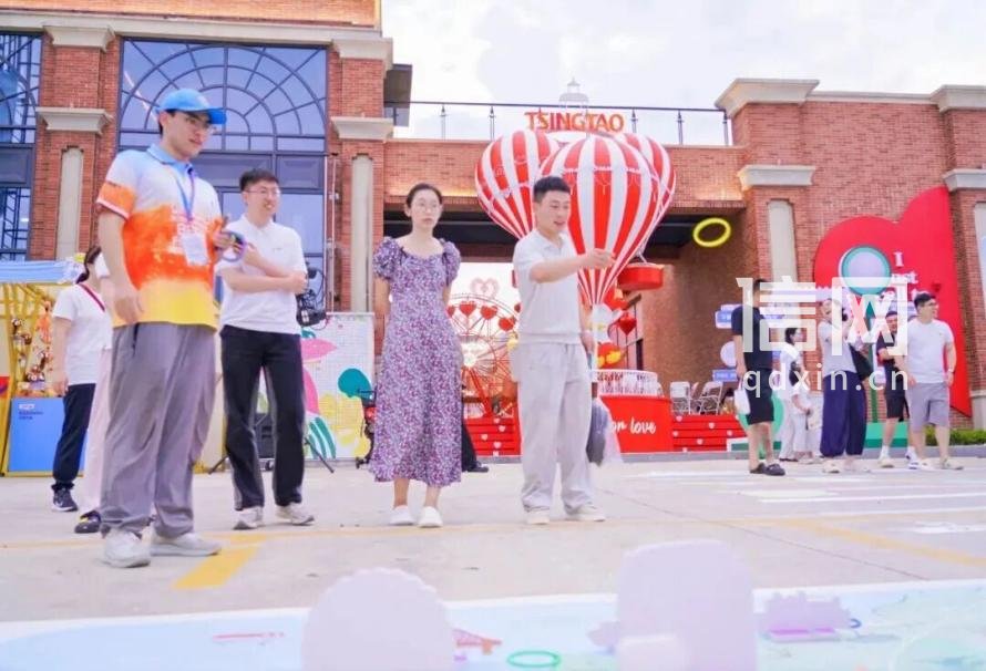 现场互动闯关游戏区。（来源：金沙滩啤酒城）