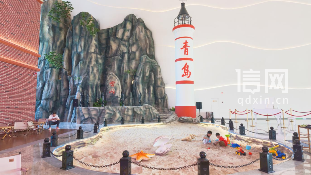 青岛服务区室内建筑。（来源：青岛市文化和旅游局）