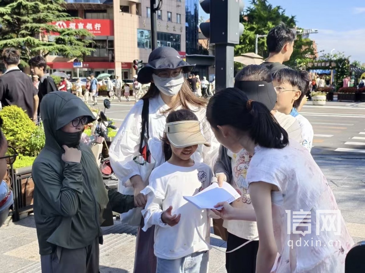 青岛市市南区启动“游老城·话文脉”系列实践活动。（来源：市南区委宣传部）
