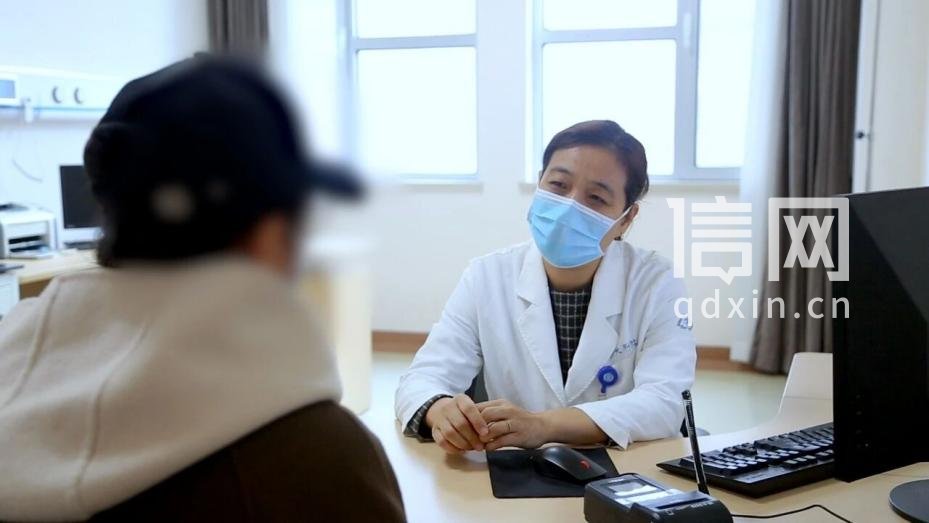 患者正在接受治疗（来源：青大附院临床心理科）