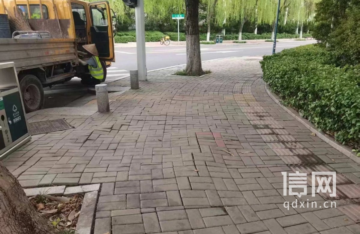部分道路修缮前（上）与修缮后（下）相关照片。（来源：青岛市城阳区住建局）
