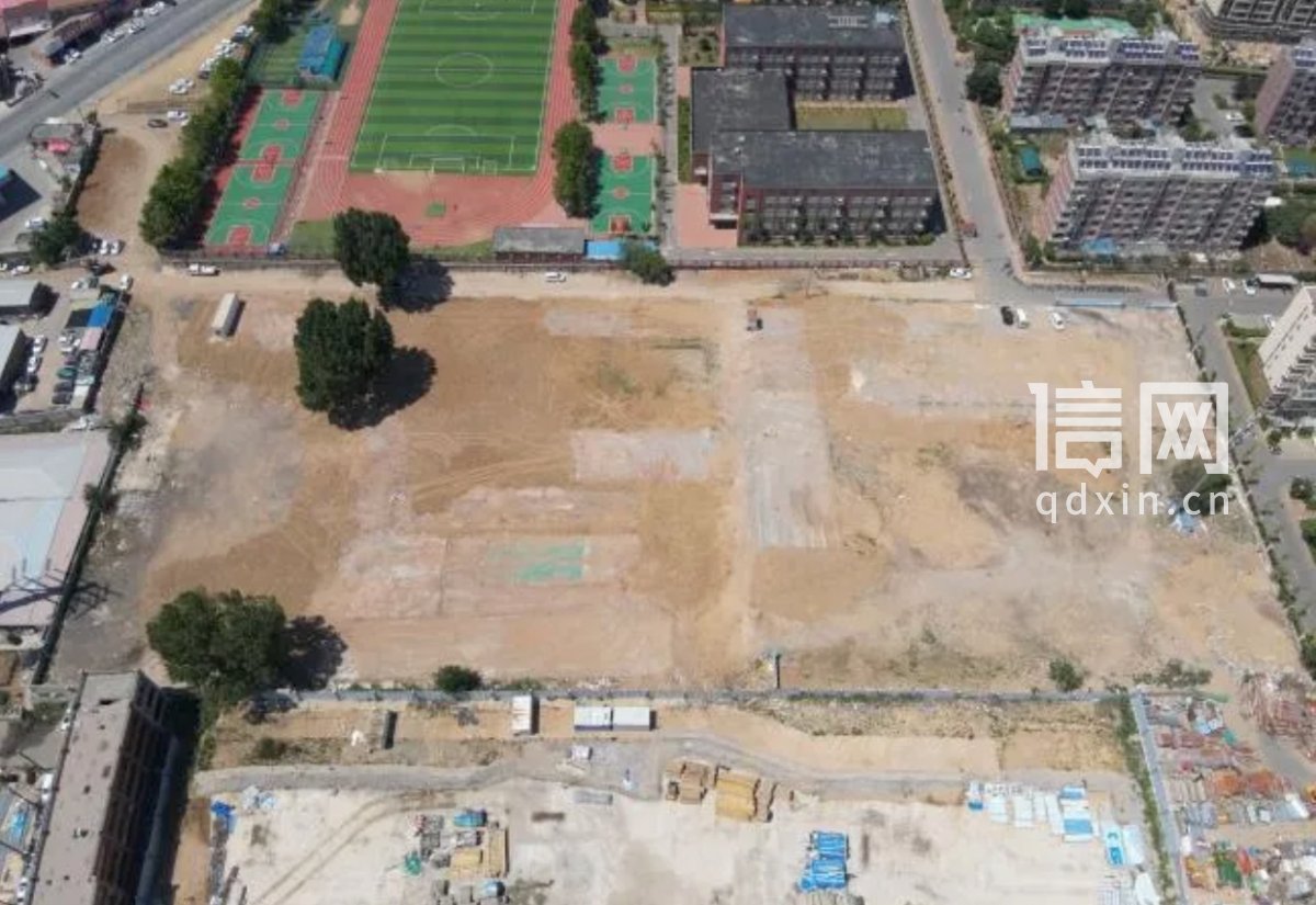 夏庄街道丹山社区建筑垃圾清理整改前（上）与整改后（下）对比照片（来源：青岛市城阳区城市管理发展中心）